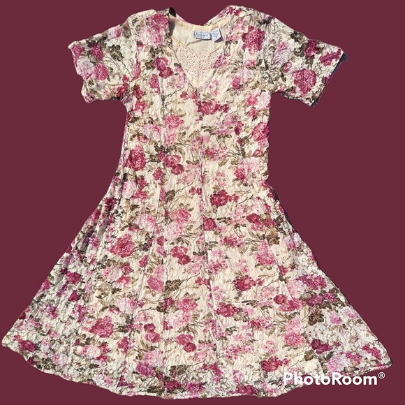 SOLD Vtg 90s lace rose botanical fairy dress - Picture 2 of 13